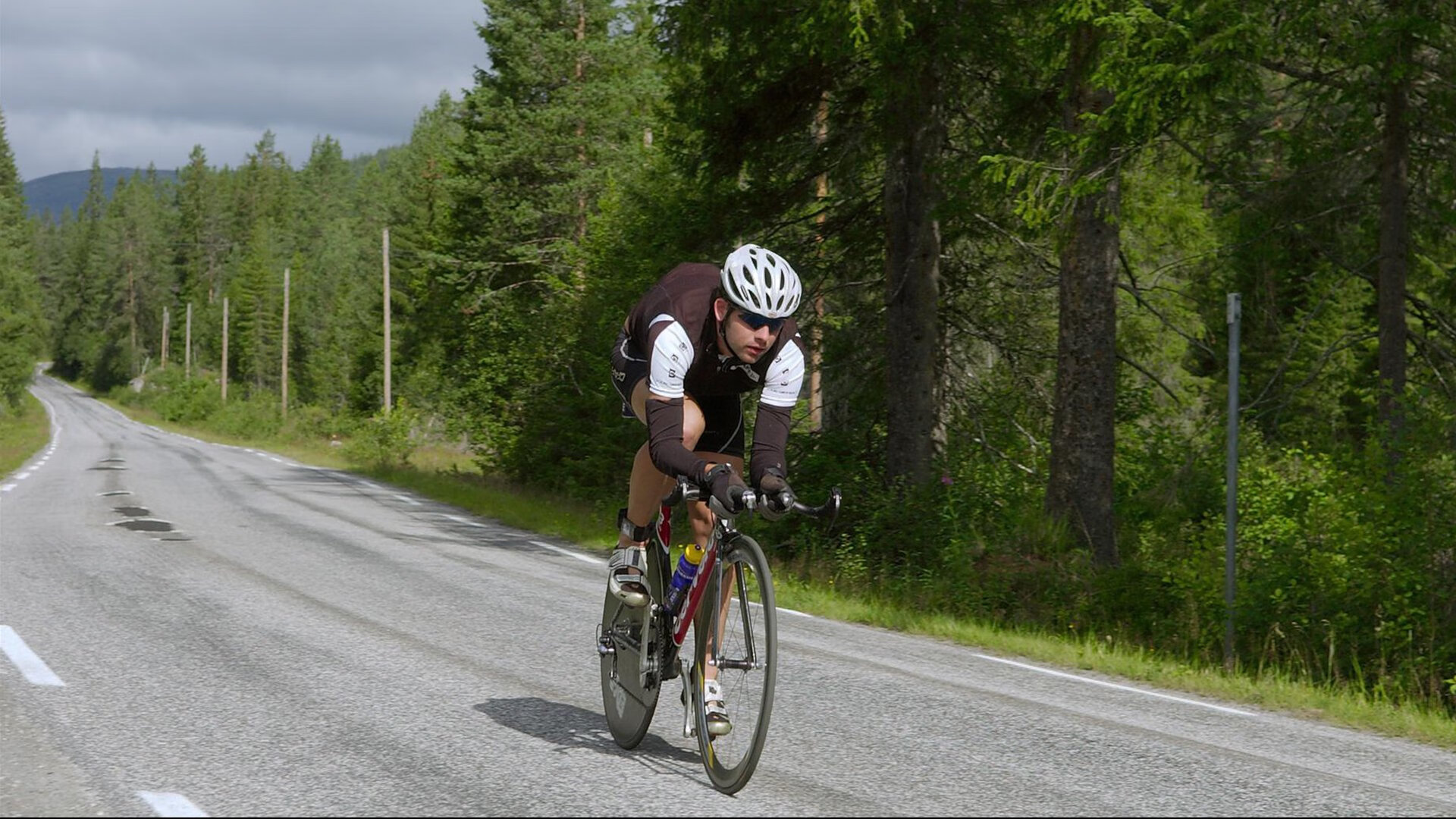 海牛未保级,李霄鹏赛后深意:两点或让国安放水梅州客家
